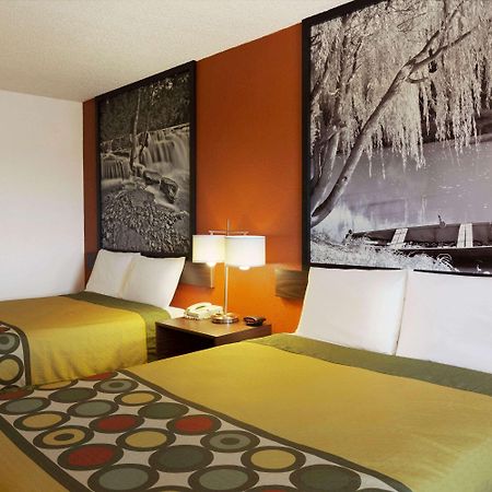 Hotel Super 8 By Wyndham Woodward Extérieur photo