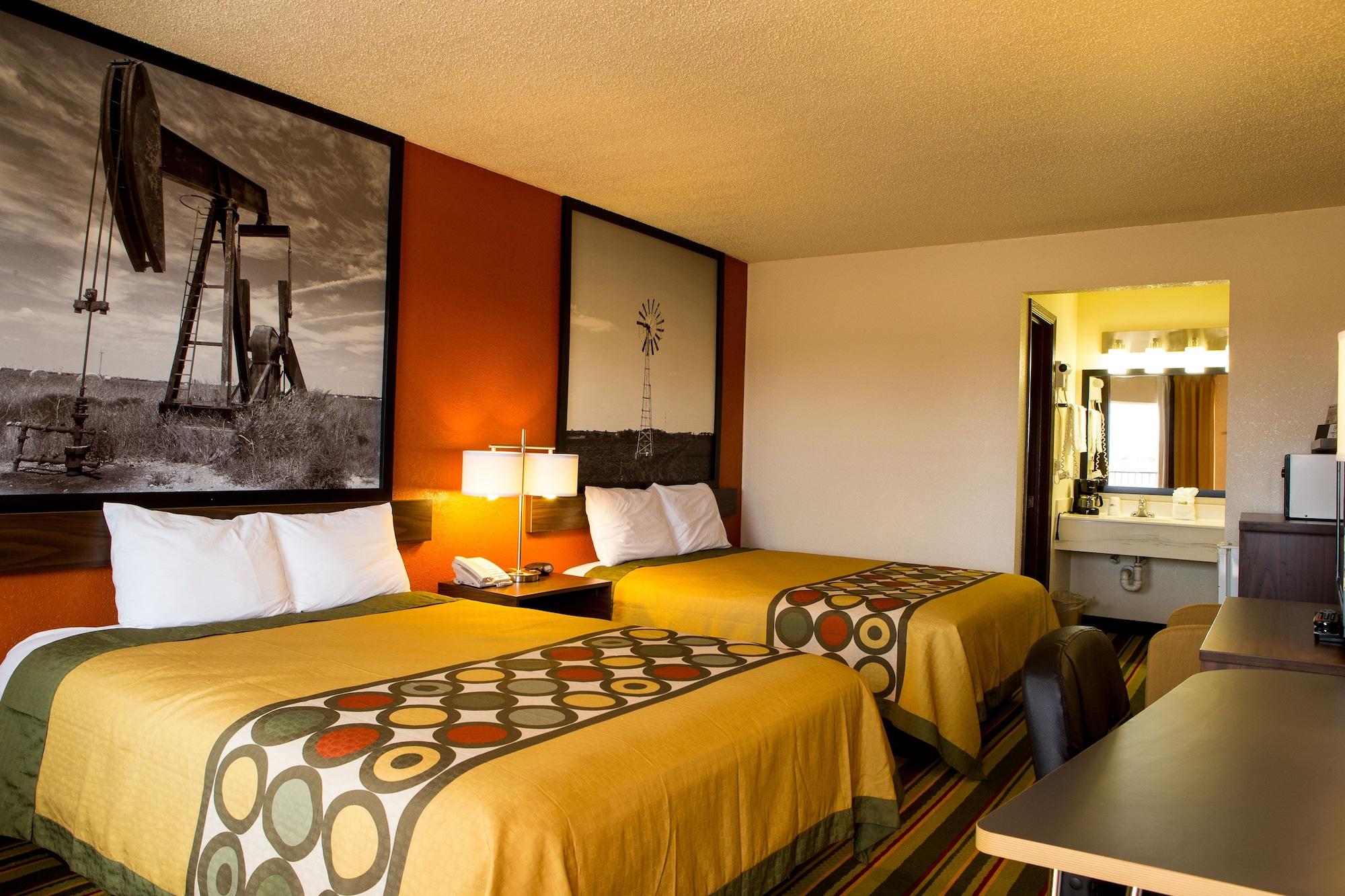 Hotel Super 8 By Wyndham Woodward Extérieur photo