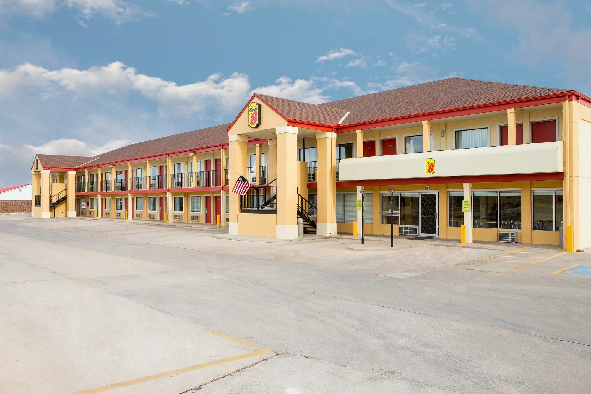 Hotel Super 8 By Wyndham Woodward Extérieur photo